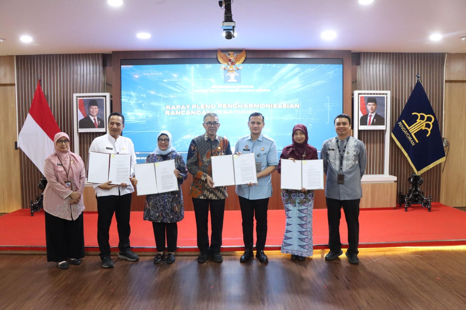 Kanwil Kemenkum DK Jakarta Gelar Rapat Pleno Harmonisasi Empat Rancangan Peraturan Gubernur DKI Jakarta