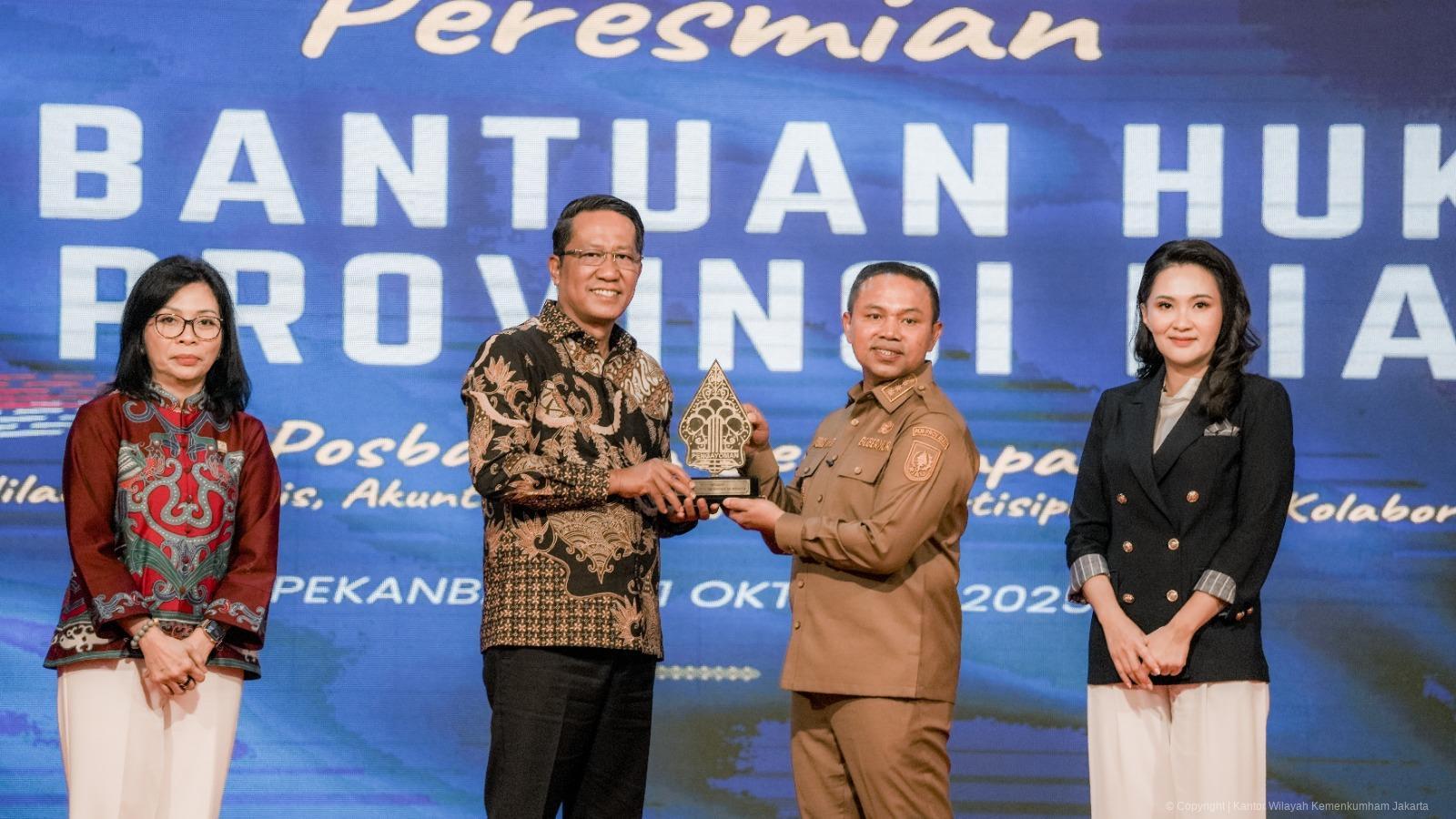 2025 10 21 posbankum riau 4