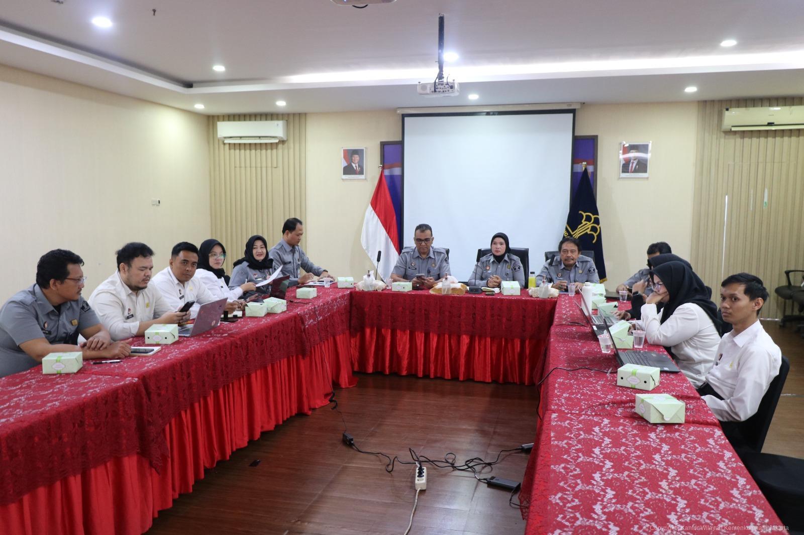 Ikuti Sosialisasi Teknis BSK 2026, Kanwil Kementerian Hukum DK Jakarta Borong Dua Penghargaan Bergengsi